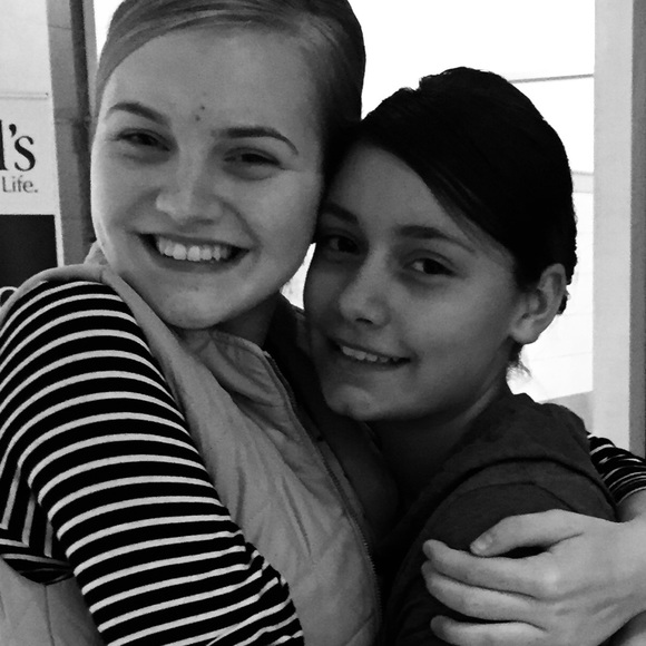 ||Hello|| - Picture 4 of 6